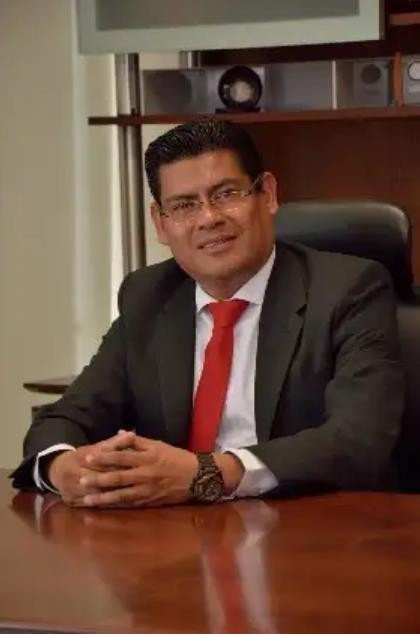 Lic. Master. Carlos Almaraz Mendoza